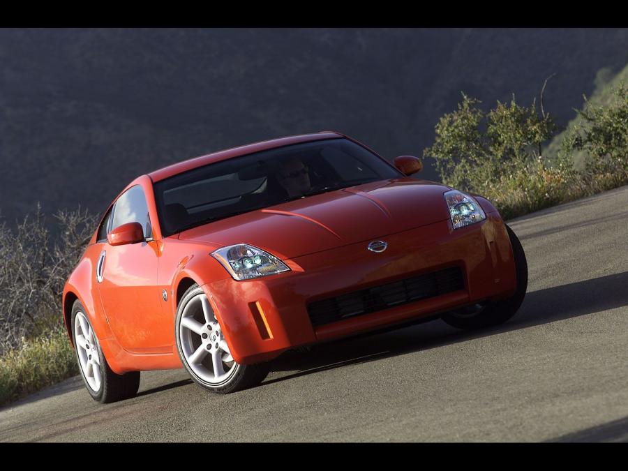  Nissan 350Z 2003 года  (фото 50 из 103)